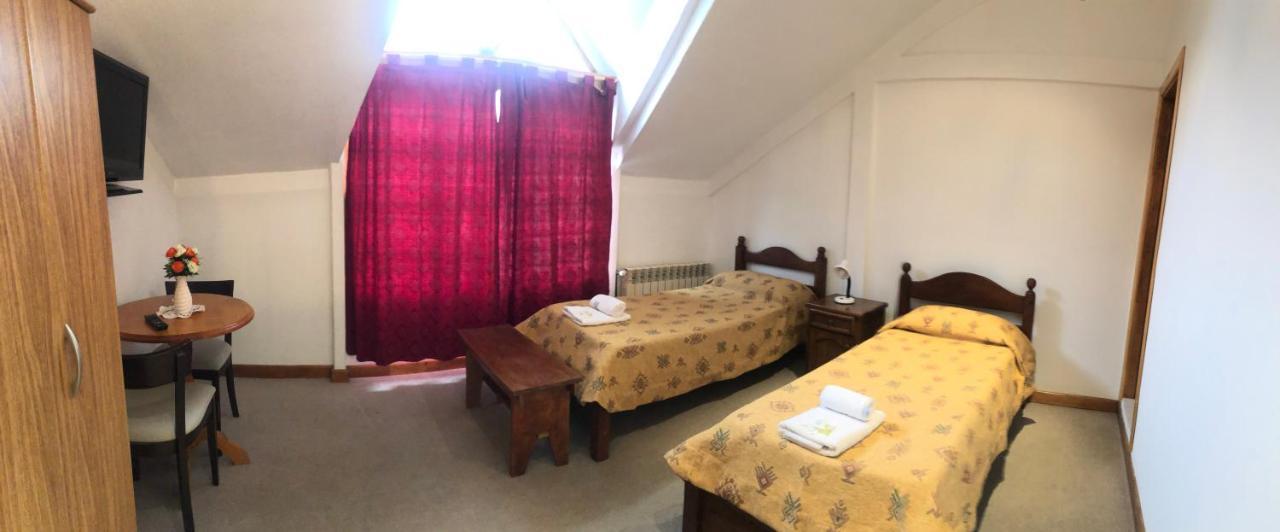 Posada Del Pinguino Ushuaia Esterno foto